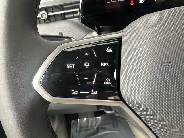 New 2025 Volkswagen ID. Buzz Pro S RWD image 24