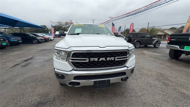 Used 2023 RAM 1500 Big Horn AWD/4WD image 3