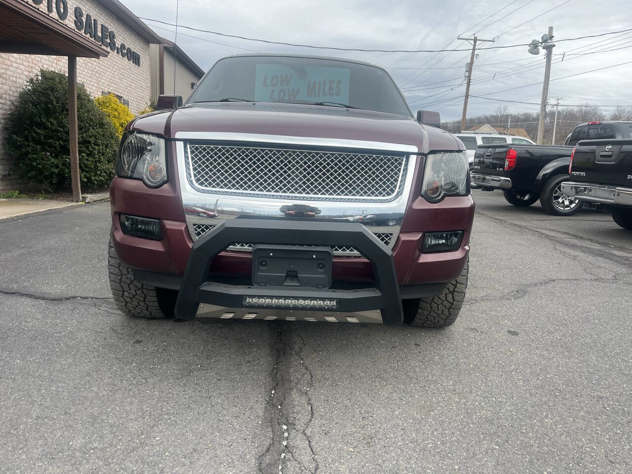 Used 2007 Ford Explorer Sport Trac Limited image 3