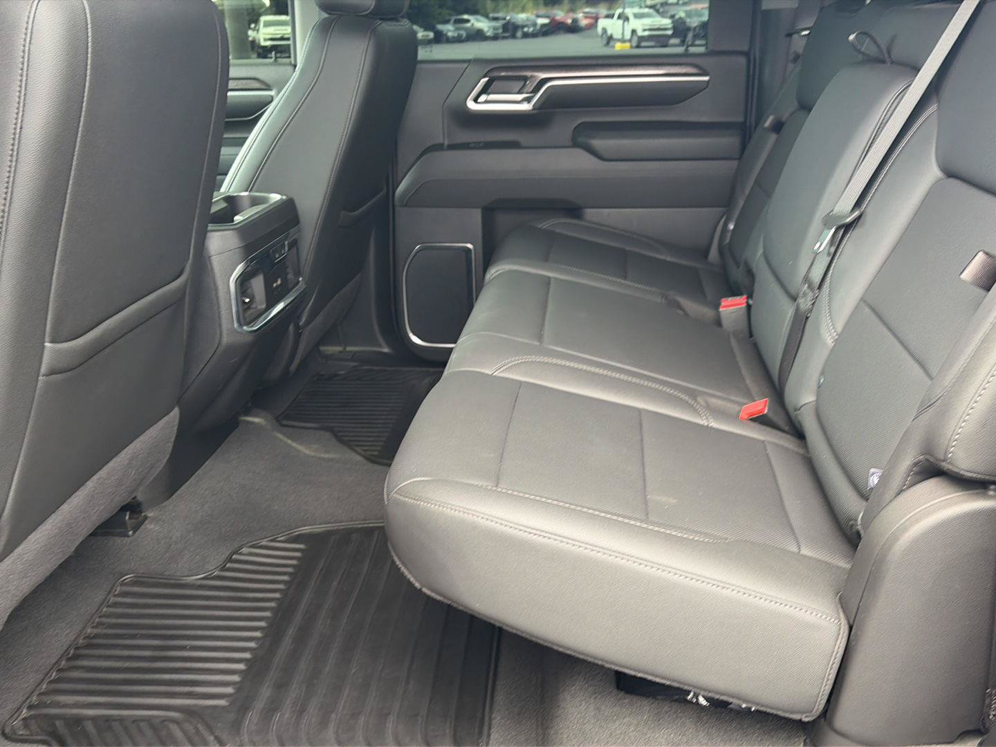 Used 2024 Chevrolet Silverado 2500 LTZ w/ LTZ Plus Package AWD/4WD image 14