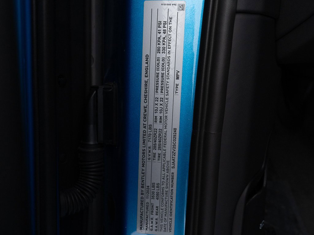 Used 2025 Bentley Bentayga S image 51