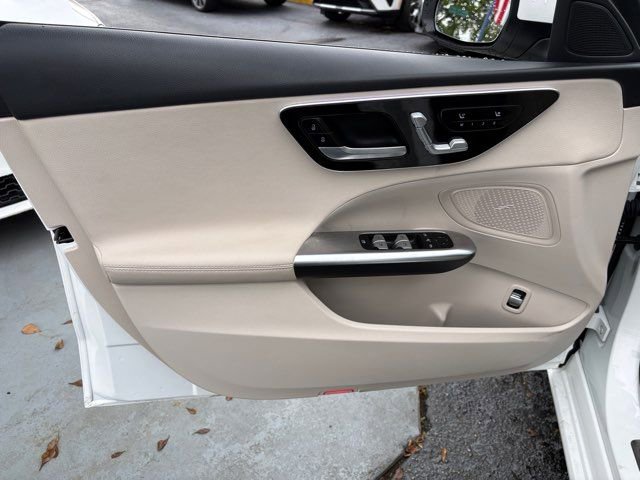 Used 2025 Mercedes-Benz C 300 Sedan image 11