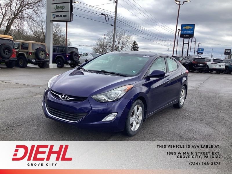 Used 2013 Hyundai Elantra GLS w/ Preferred Pkg image 3