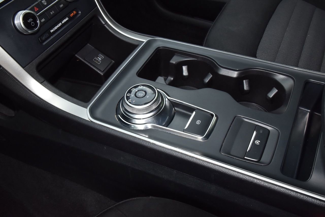 Certified 2023 Ford Edge SE w/ Black Appearance Package image 29