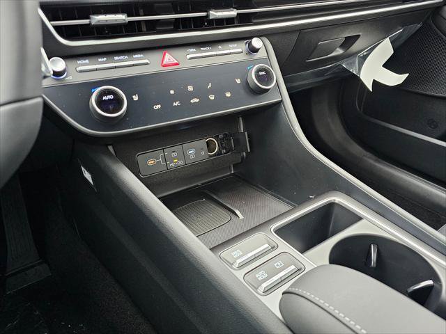 New 2025 Hyundai Sonata SEL FWD image 20