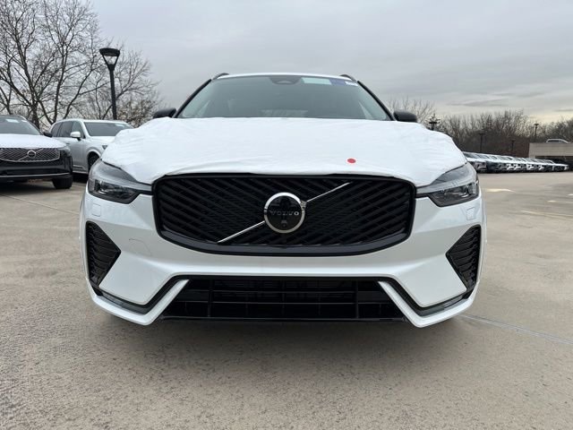 New 2026 Volvo XC60 B5 Ultra w/ Climate Package image 2