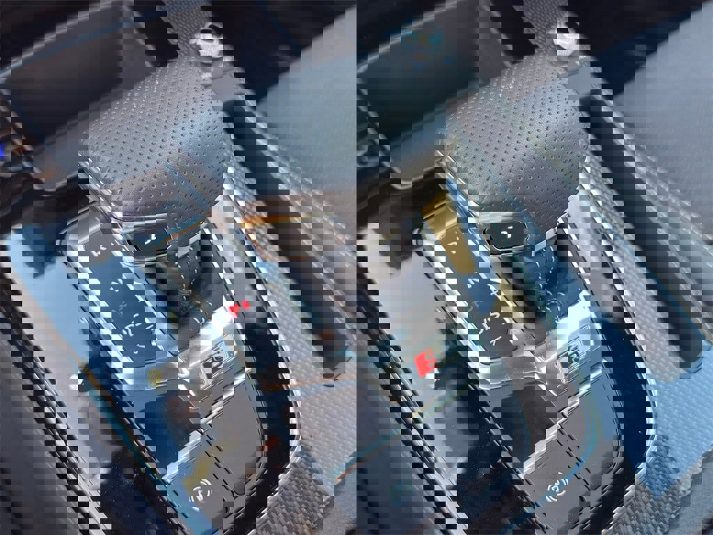 Used 2024 Audi SQ5 Premium image 21