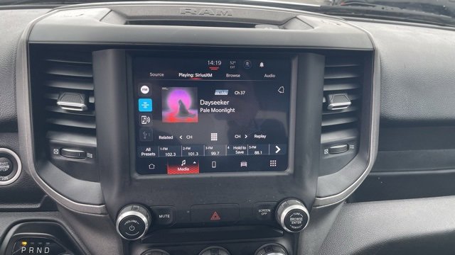 Used 2022 RAM 2500 Tradesman w/ Chrome Appearance Group image 17