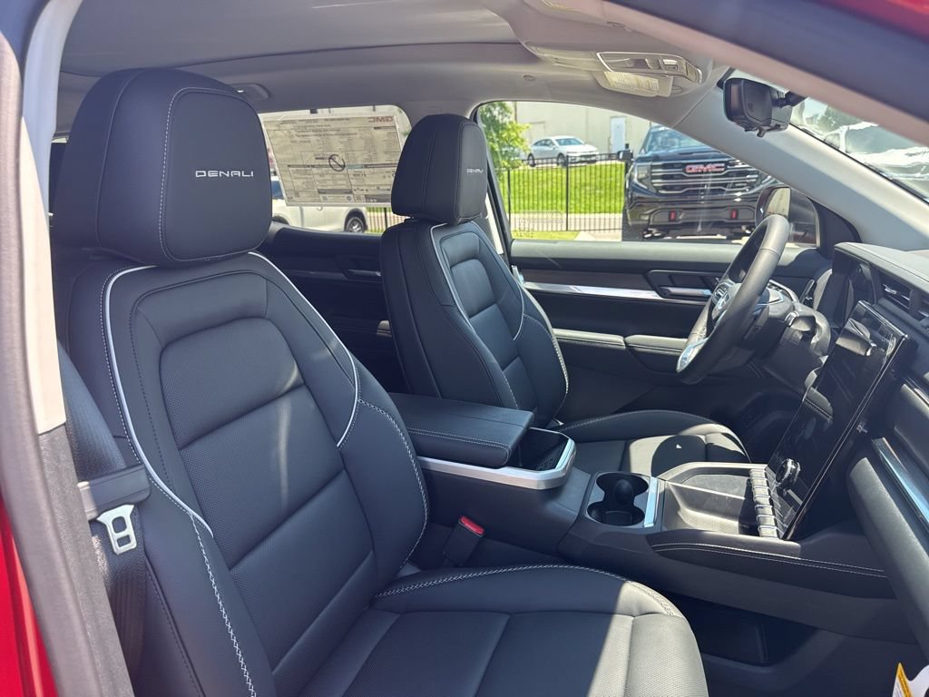 New 2026 GMC Terrain Denali AWD/4WD image 19