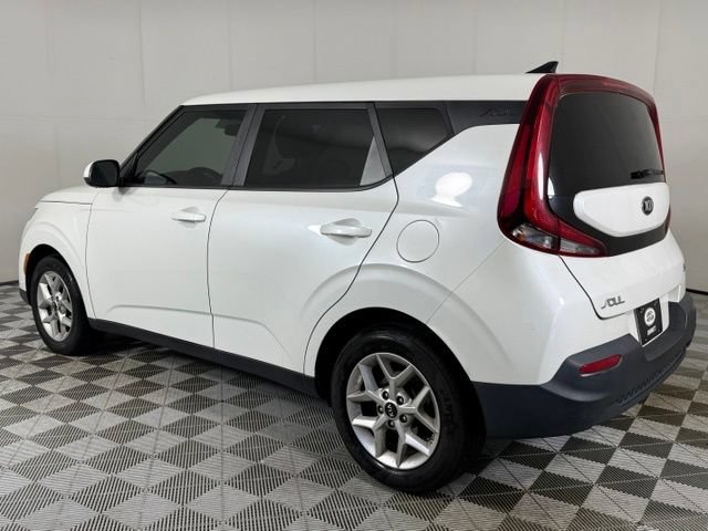 Used 2021 Kia Soul S FWD image 4