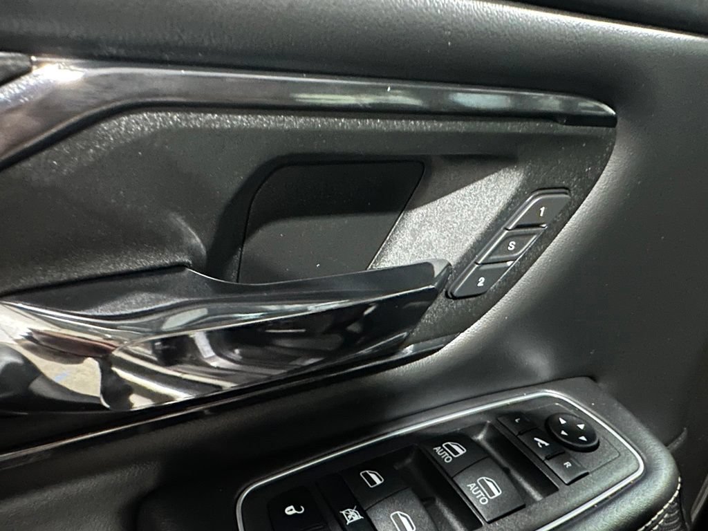 Used 2023 RAM 1500 Limited w/ Body Color Bumper Group RWD image 15