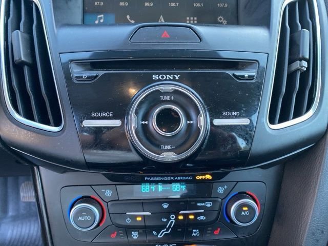 Used 2018 Ford Focus Titanium image 30