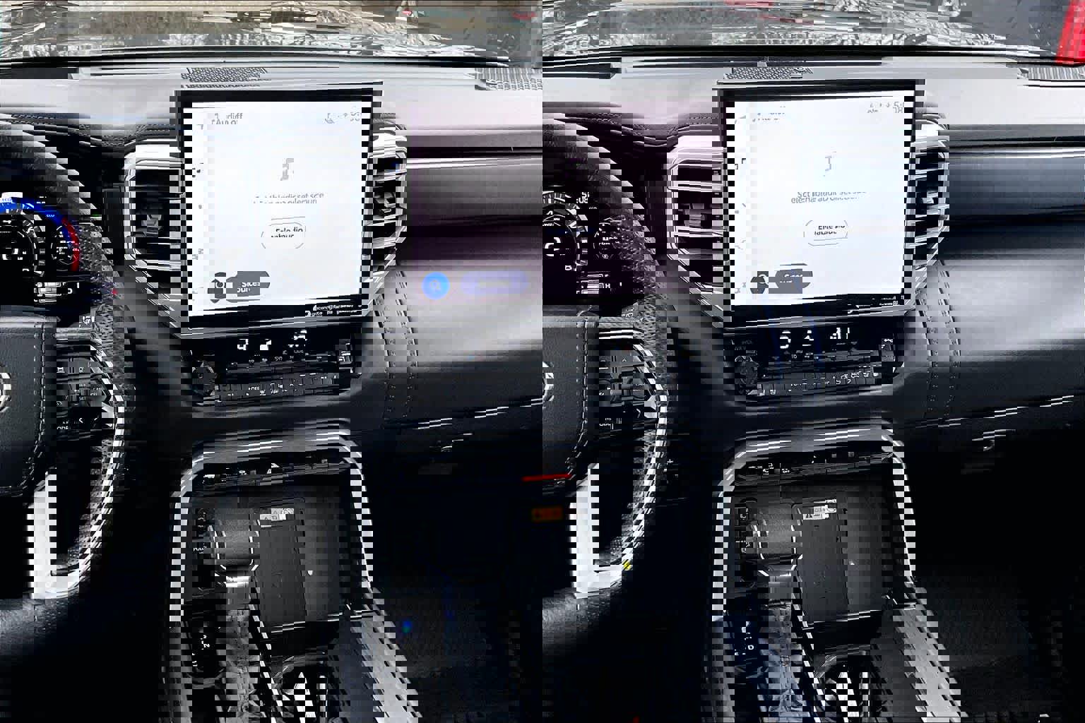 Used 2024 Toyota Tundra Platinum image 7