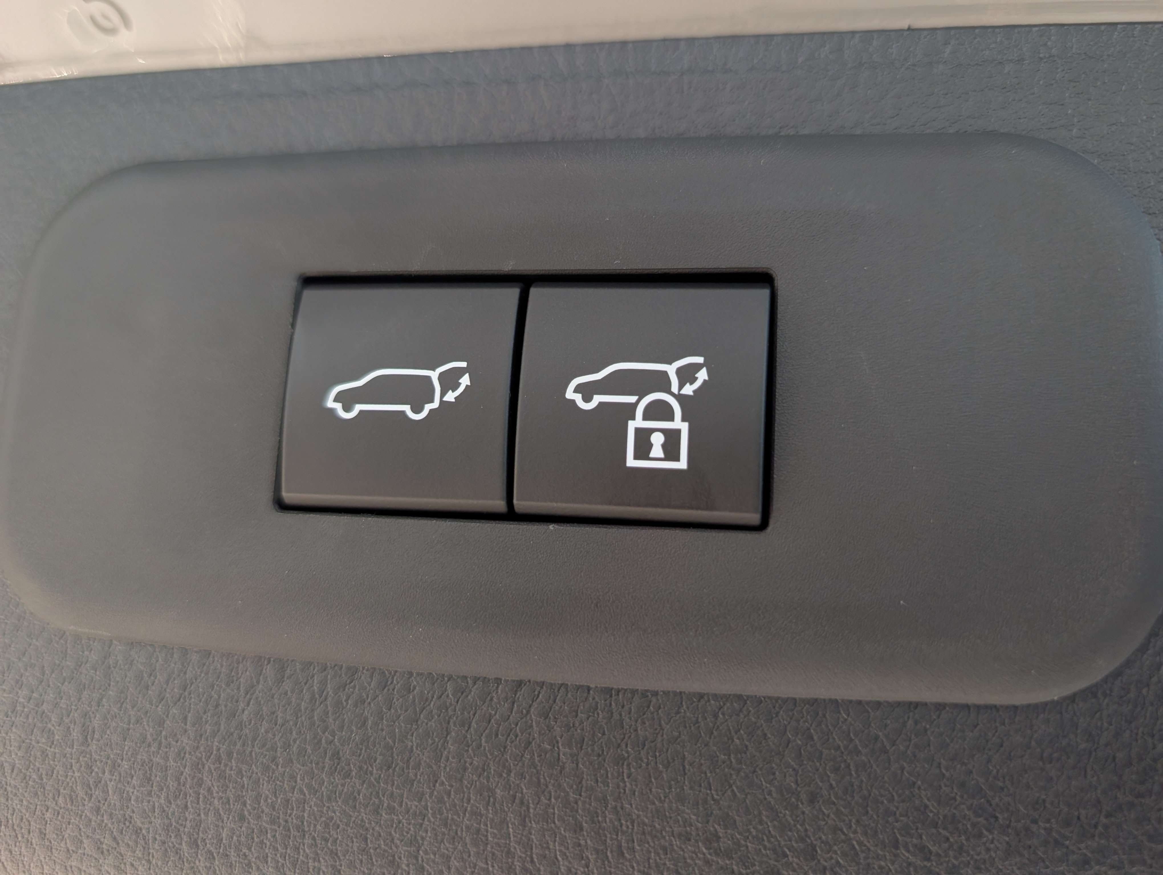 New 2026 Lexus TX 500h AWD w/ Technology Package image 12