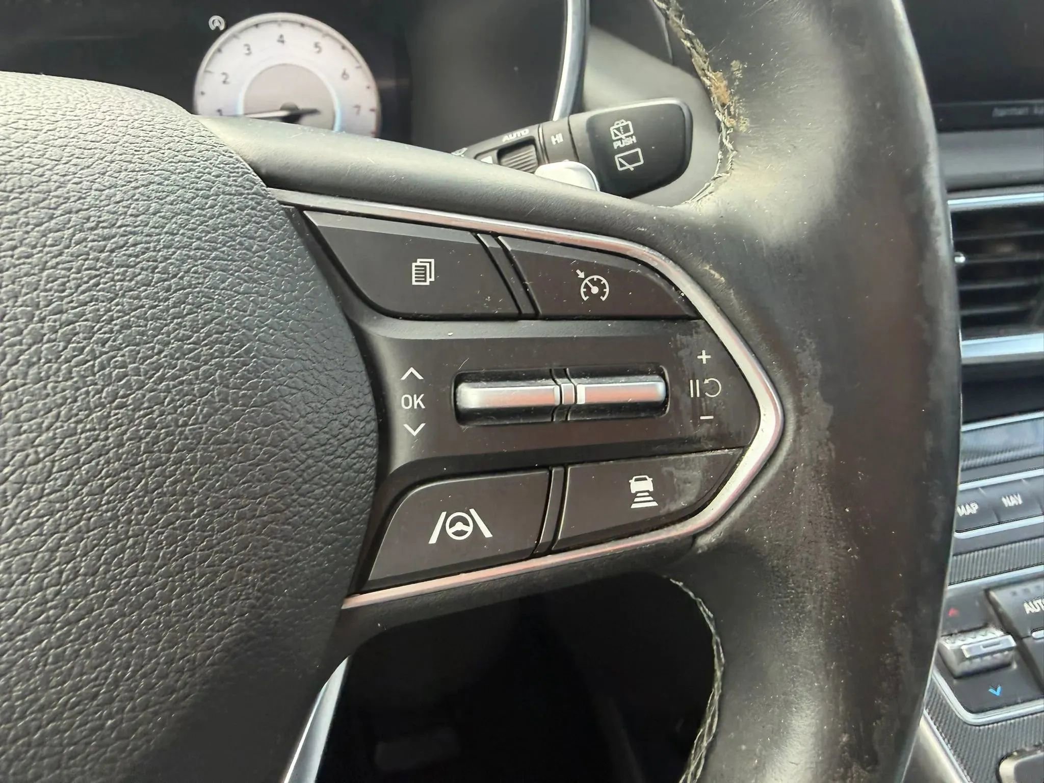 Used 2022 Hyundai Santa Fe Limited w/ Cargo Package AWD/4WD image 23