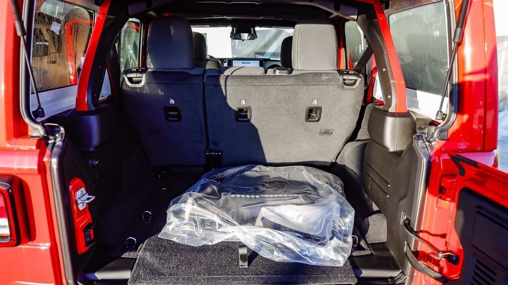 New 2026 Jeep Wrangler Unlimited Sport AWD/4WD image 27