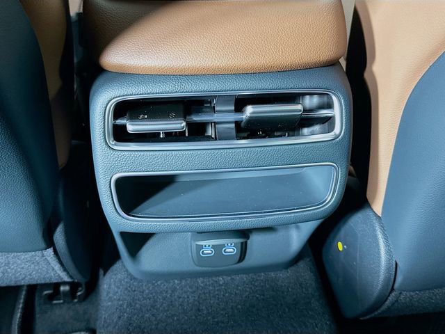 New 2026 Genesis GV70 2.5T Advanced image 18