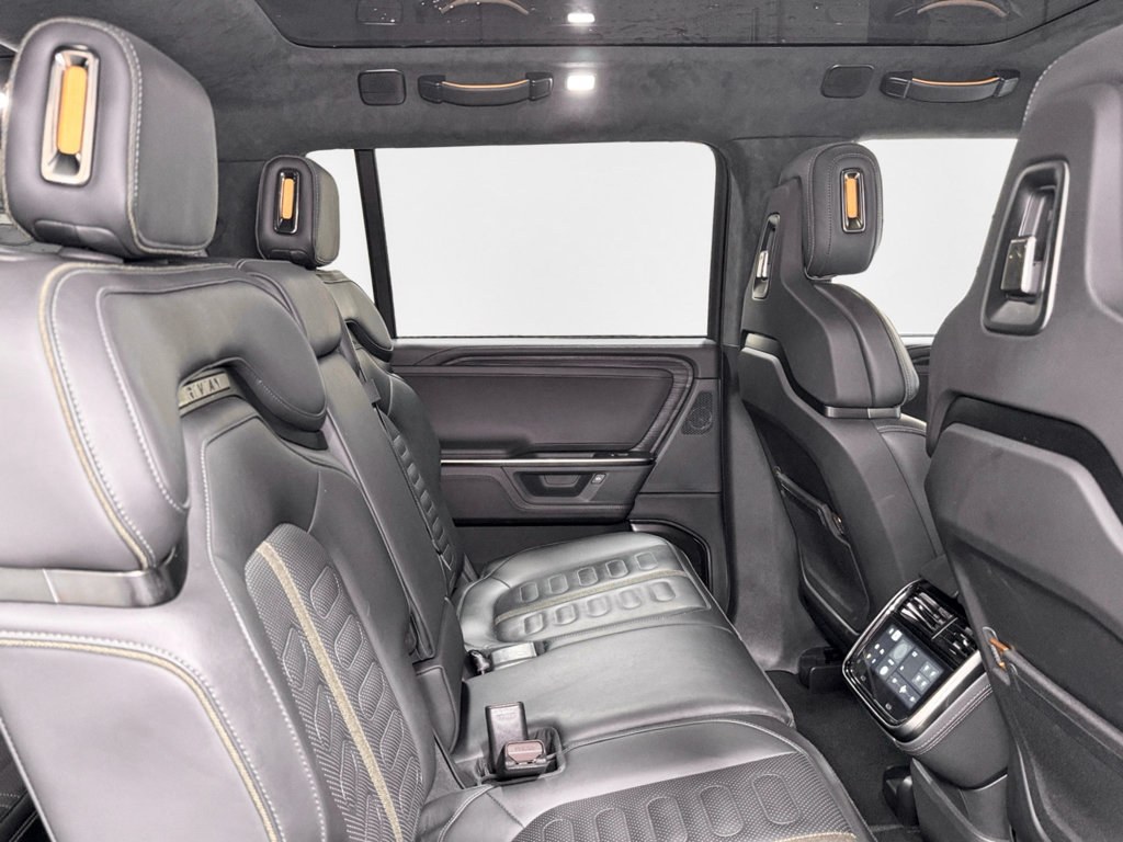 Used 2025 Rivian R1S Adventure Dual AWD/4WD image 21