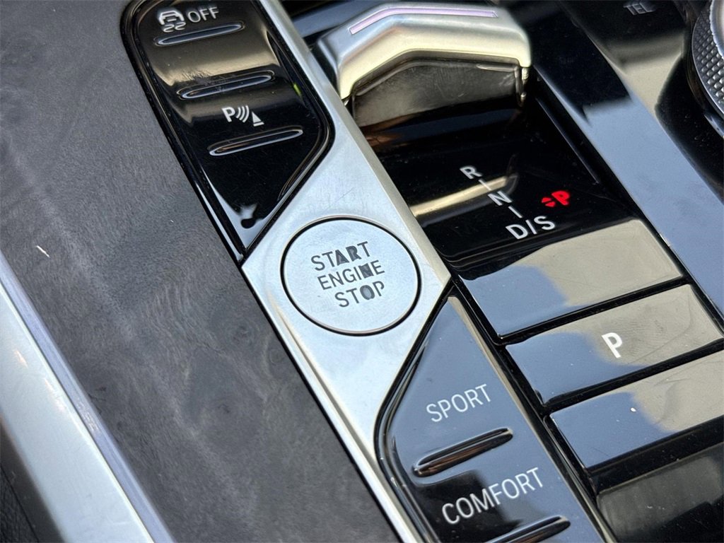 Used 2024 BMW X5 xDrive40i image 16