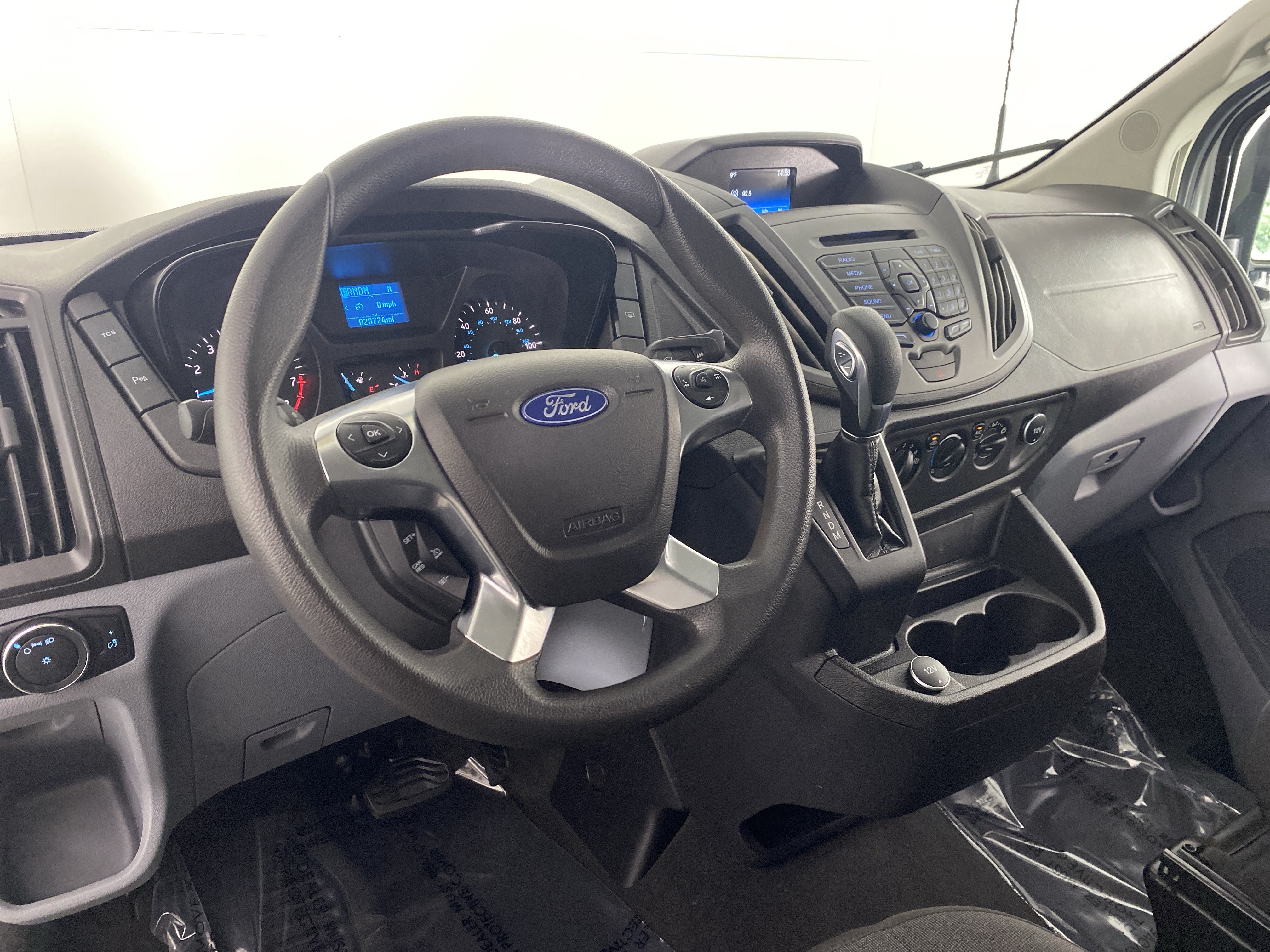 Used 2018 Ford Transit 150 XL RWD image 16