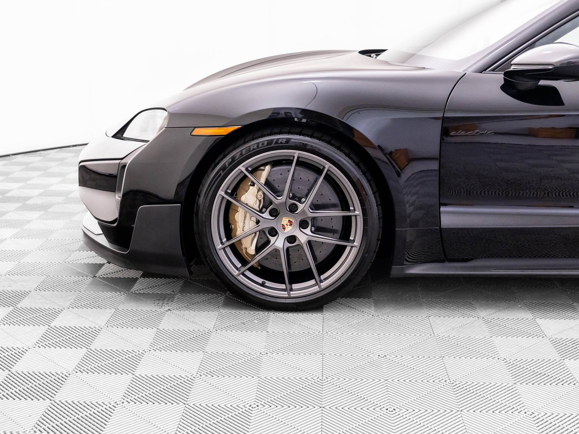 Used 2026 Porsche Taycan Turbo GT AWD/4WD image 35