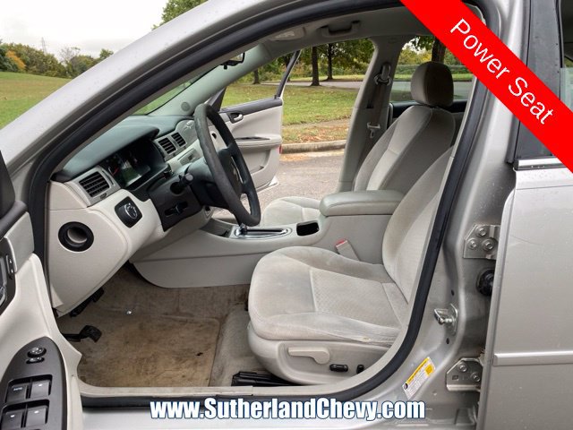 Used 2007 Chevrolet Impala LT FWD image 14