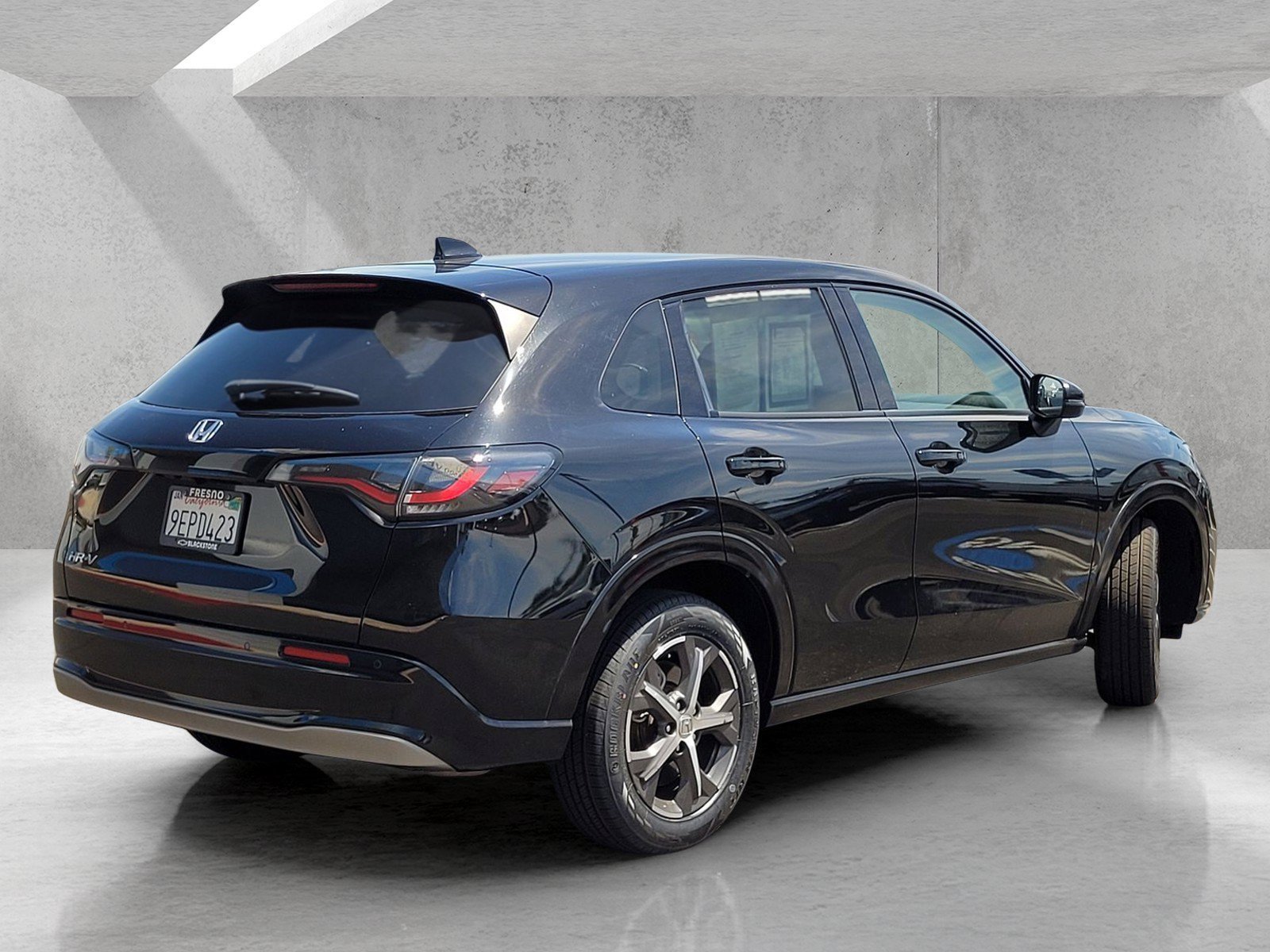 Used 2023 Honda HR-V EX-L image 5