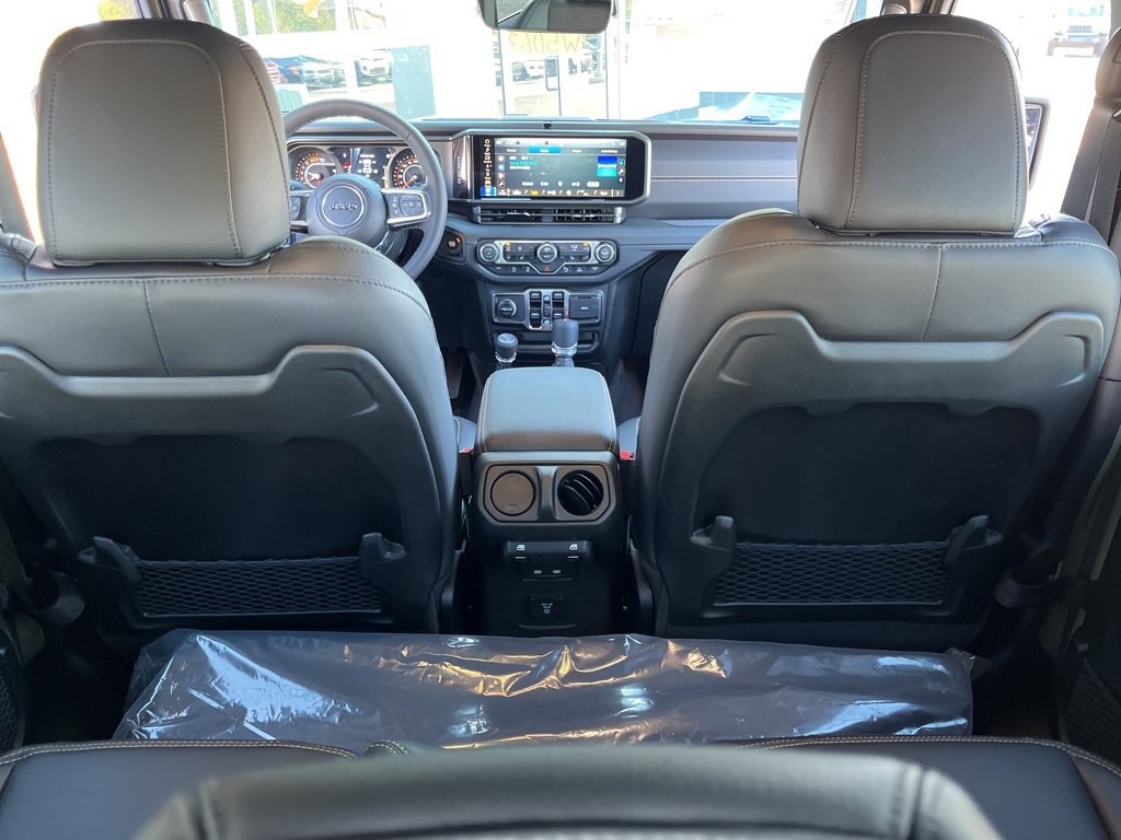 New 2026 Jeep Wrangler Unlimited Sahara image 8