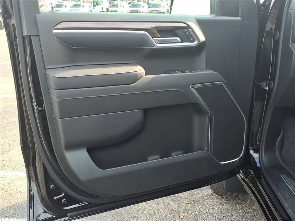 New 2026 Chevrolet Silverado 1500 LT w/ Texas Edition Plus RWD image 14