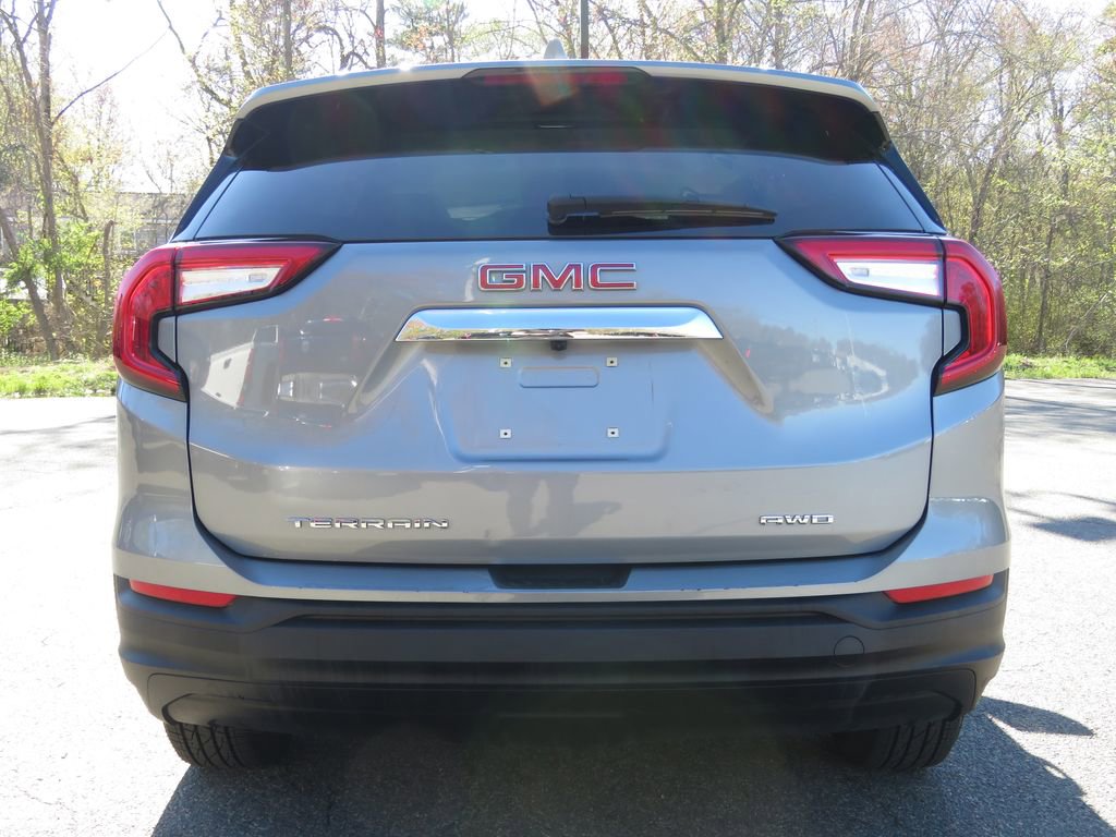 Used 2023 GMC Terrain SLE w/ Driver Convenience Package AWD/4WD image 6