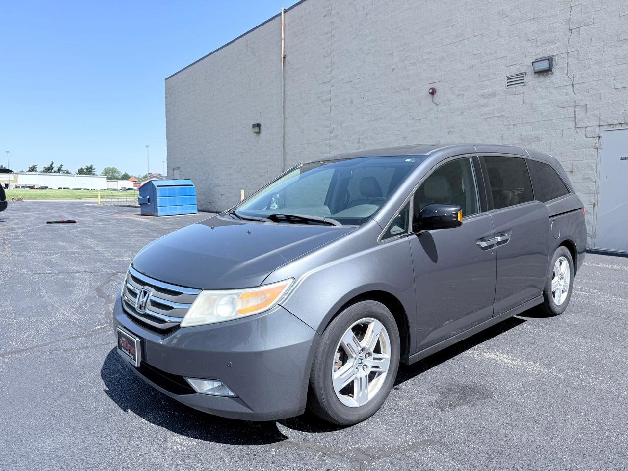 Used 2013 Honda Odyssey Touring image 1