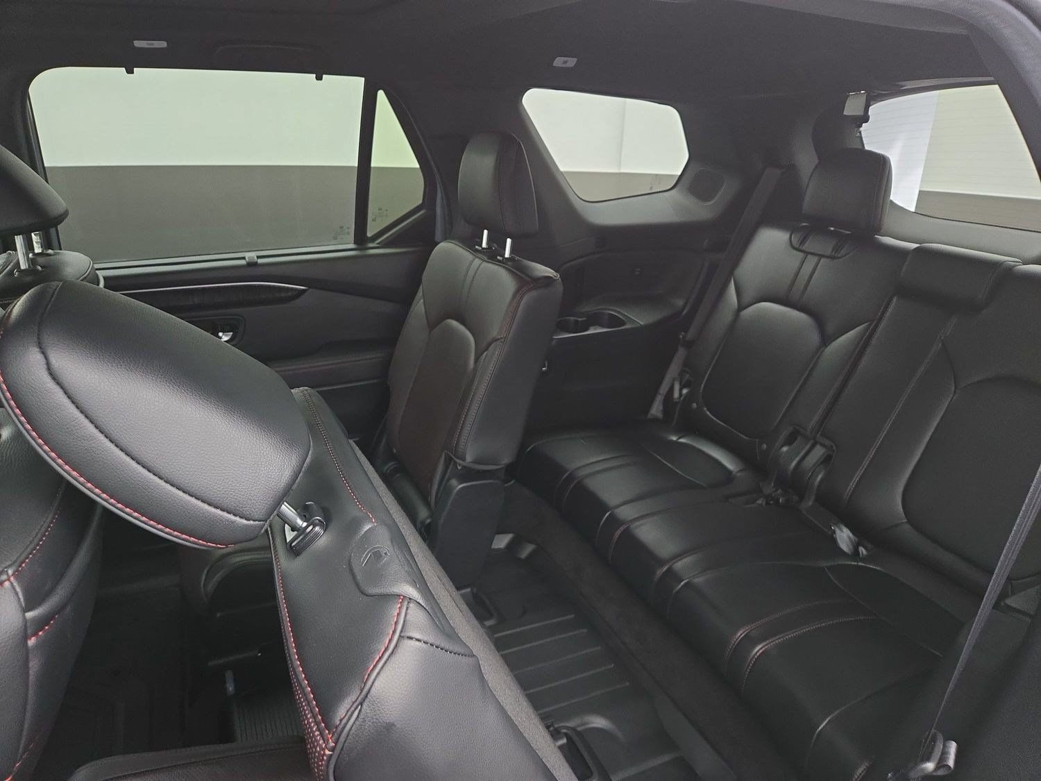 Used 2025 Honda Pilot Black Edition image 20