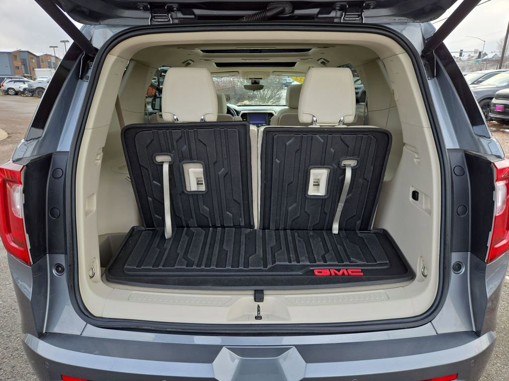 Used 2022 GMC Acadia Denali image 31
