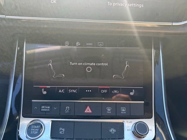 Used 2025 Audi Q7 2.0T Premium w/ Convenience Package image 17