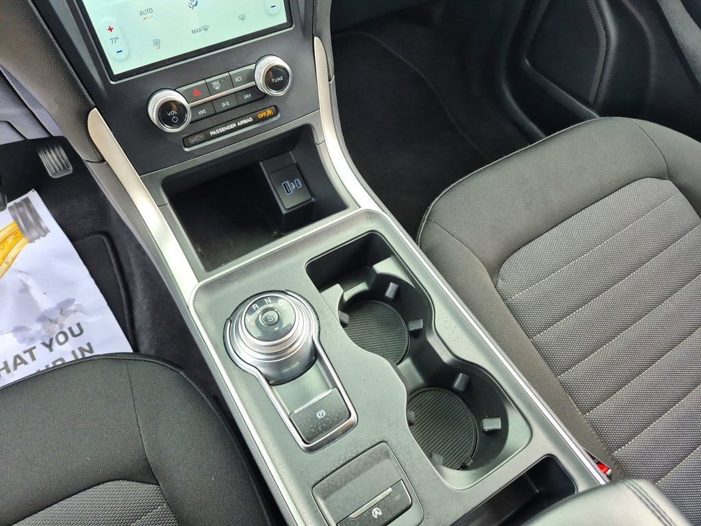 Used 2024 Ford Edge SE image 15