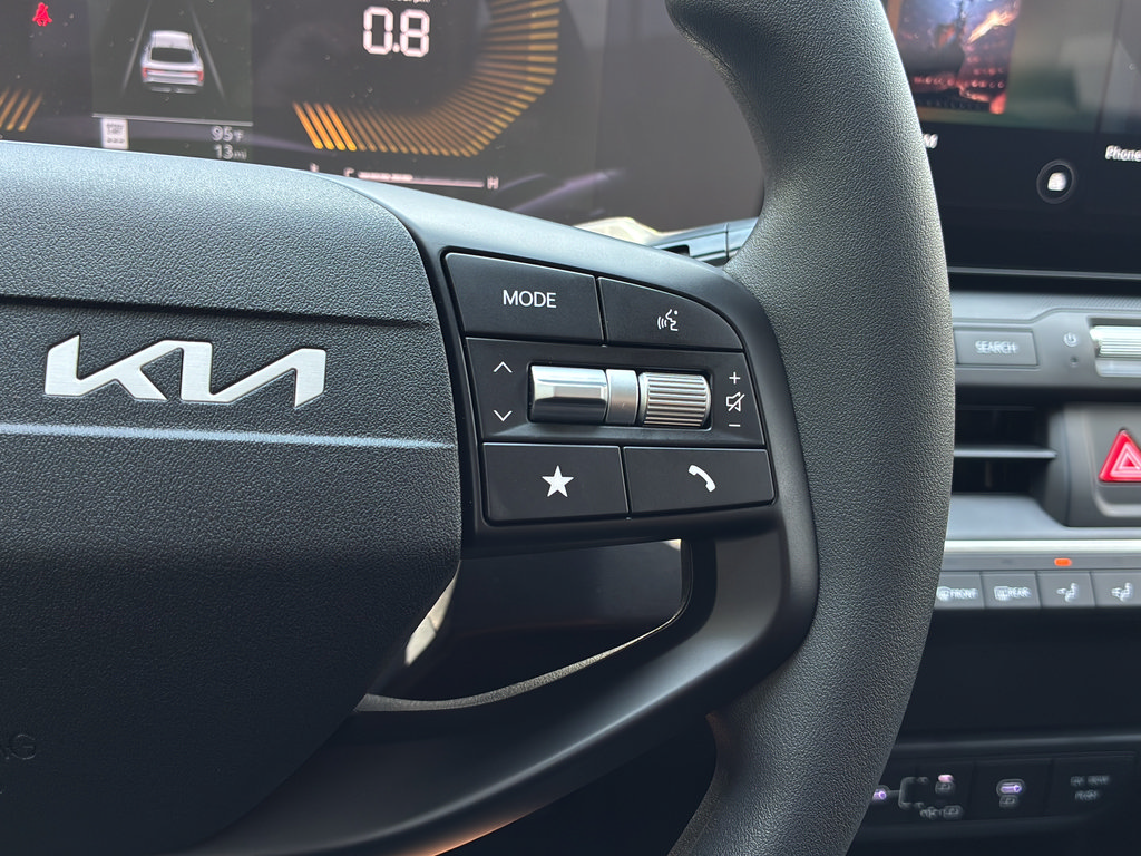 New 2026 Kia K4 FWD image 28
