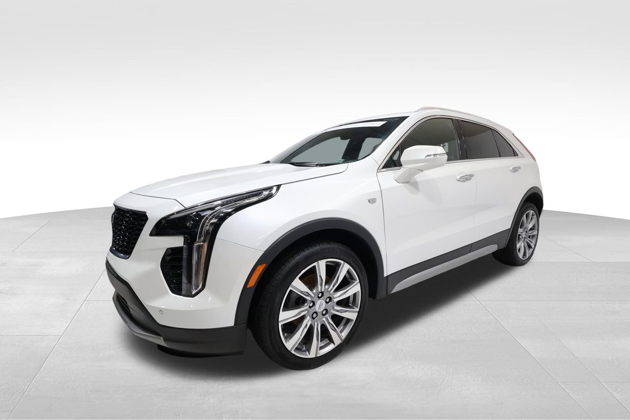 Certified 2023 Cadillac XT4 Premium Luxury w/ Cold Weather Package AWD/4WD image 8