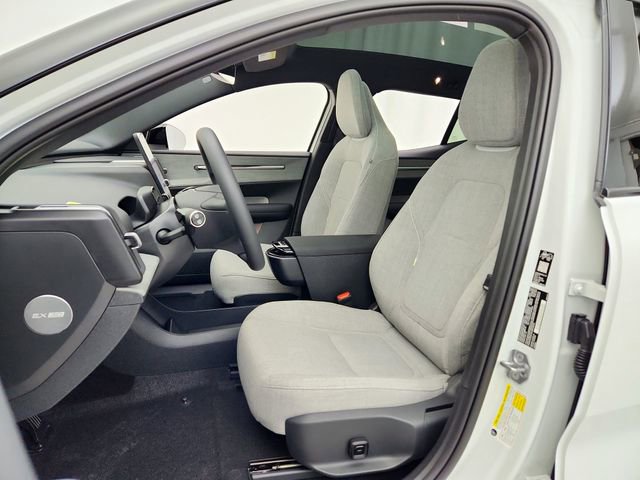 New 2026 Volvo EX30 Ultra w/ Protection Package Premier image 17