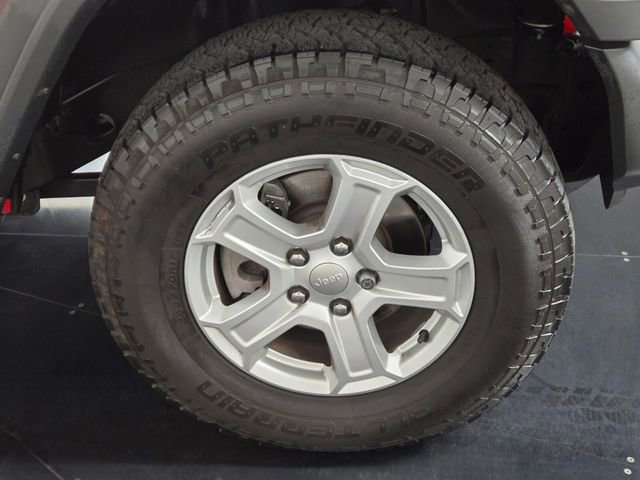 Used 2018 Jeep Wrangler Unlimited Sport S image 9