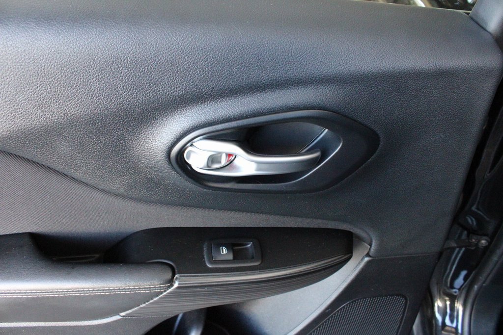 Used 2014 Jeep Cherokee Latitude image 45