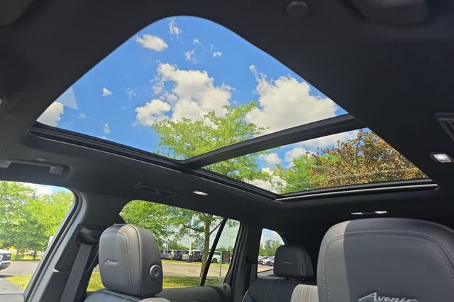 New 2026 Buick Enclave Avenir w/ Super Cruise Package AWD/4WD image 19