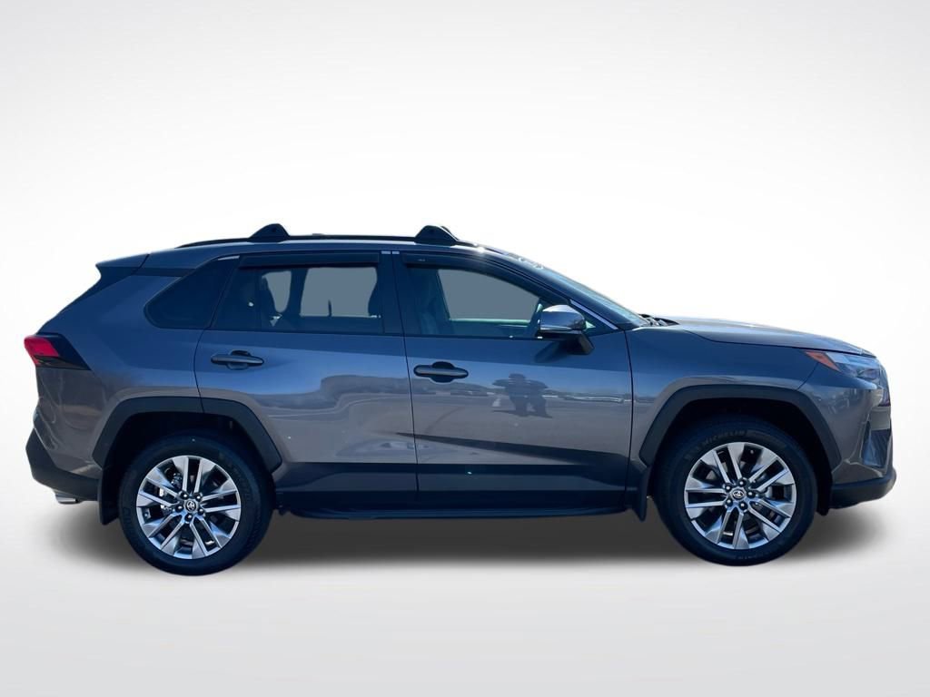 Used 2024 Toyota RAV4 XLE Premium image 7