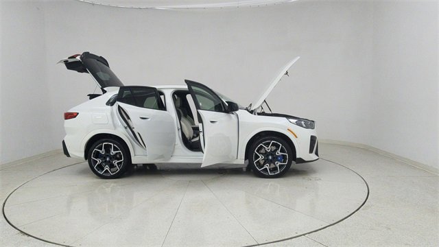 Used 2025 BMW X2 M35i image 77