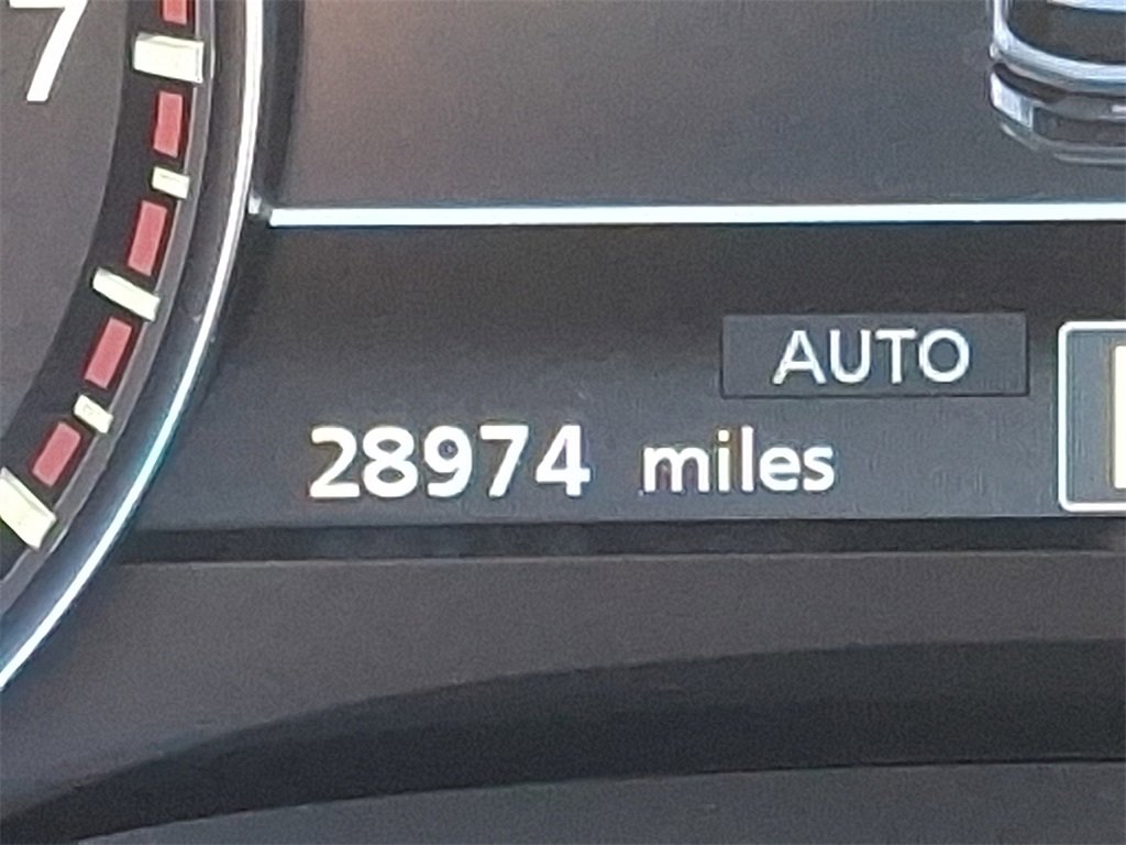 Used 2023 Nissan Armada SL w/ Midnight Edition Package image 20