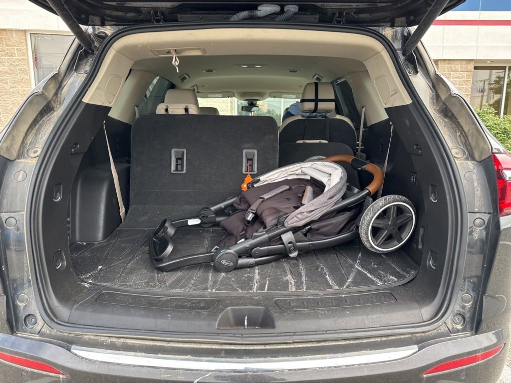 Used 2019 Buick Enclave Premium AWD/4WD image 7
