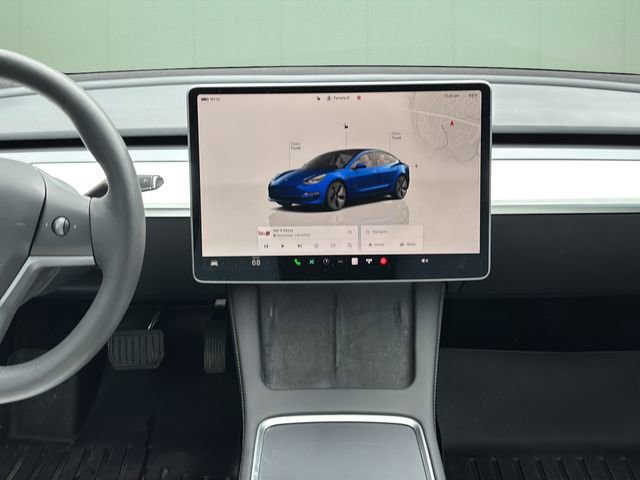 Used 2023 Tesla Model 3 Standard Range image 22