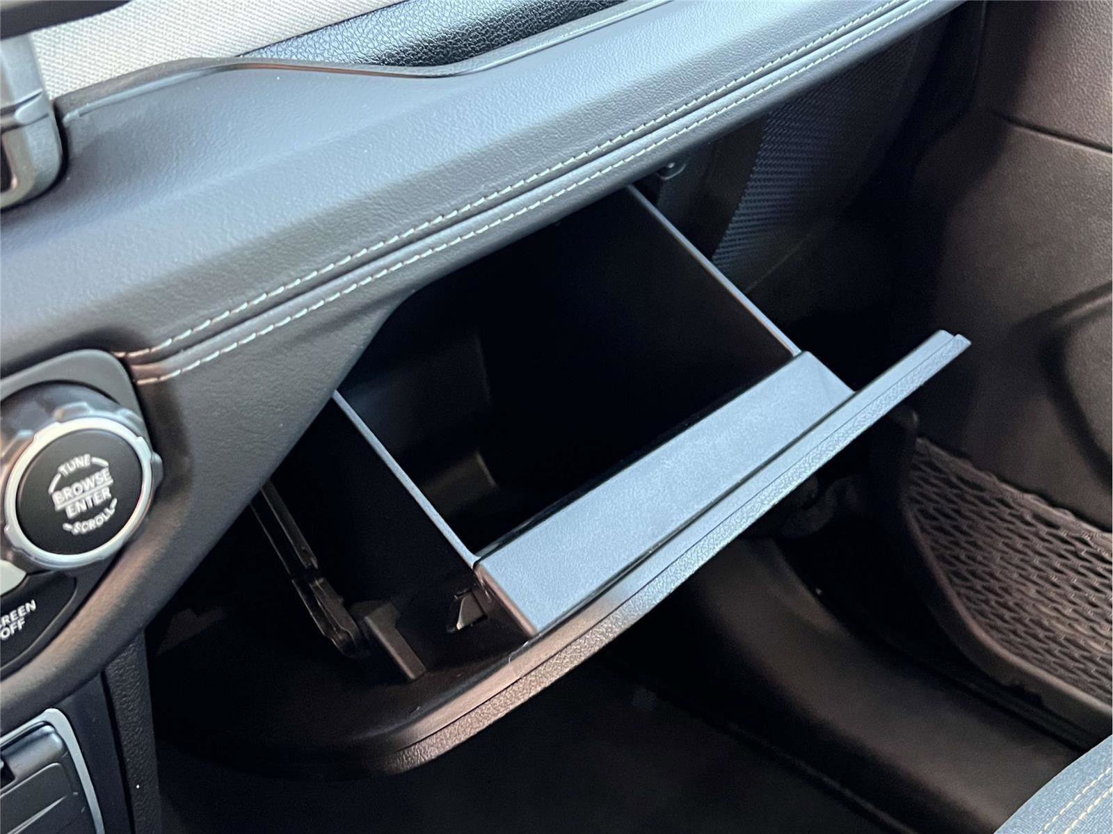 Used 2025 Jeep Wrangler Sahara image 35