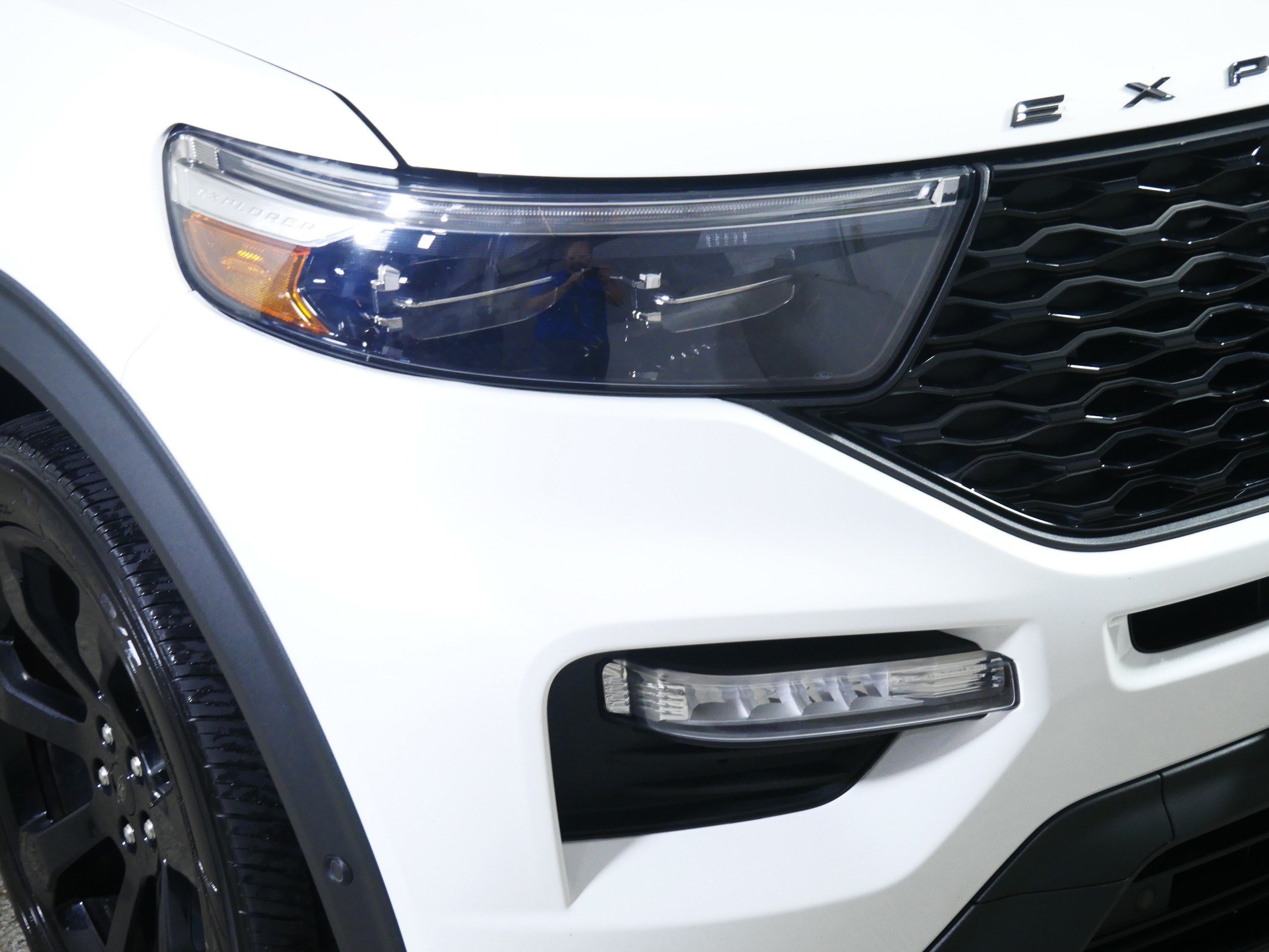 Used 2021 Ford Explorer ST w/ Equipment Group 401A AWD/4WD image 16