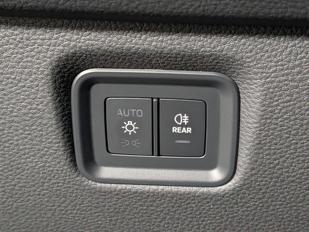 New 2026 Porsche Cayenne AWD/4WD image 34