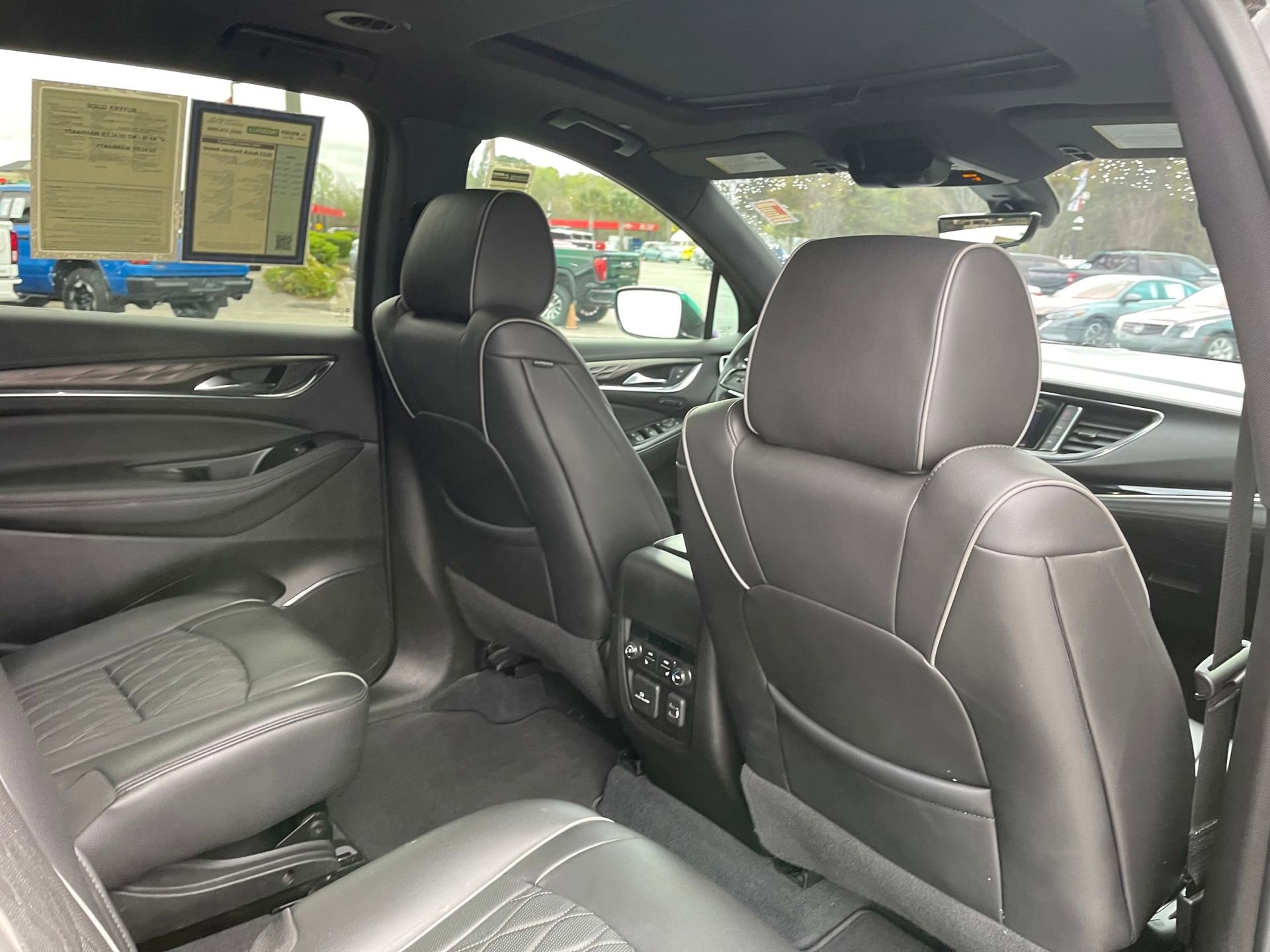 Used 2023 Buick Enclave Avenir w/ Avenir Technology Package image 26